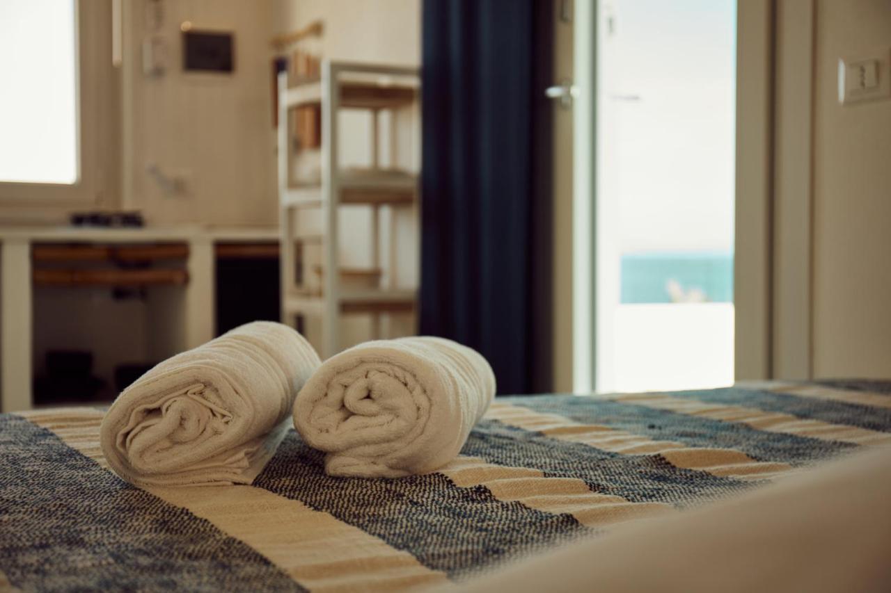 Sea View Life Hotel Carini Ngoại thất bức ảnh