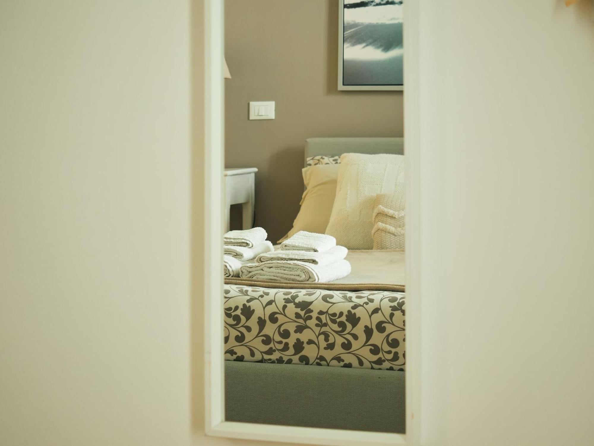Sea View Life Hotel Carini Ngoại thất bức ảnh